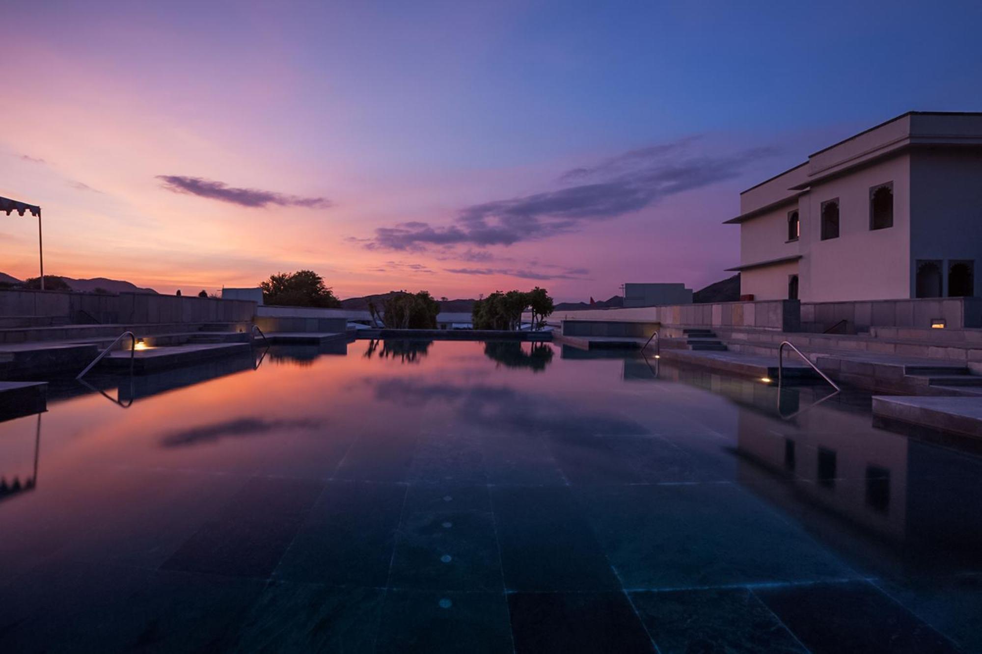 RAAS Devigarh Hotell Delwāra Exteriör bild